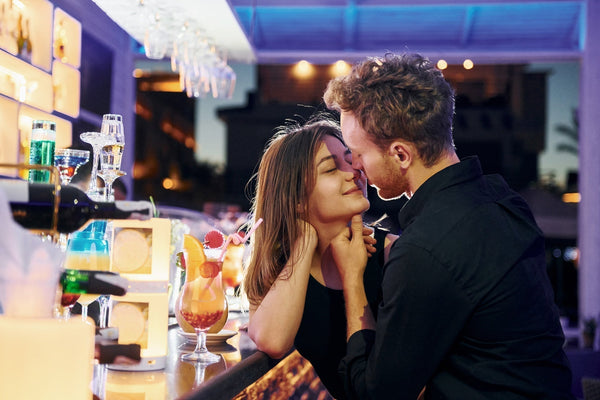 One-Night-Stand oder feste Beziehung: Welcher STI-Test wirklich passt